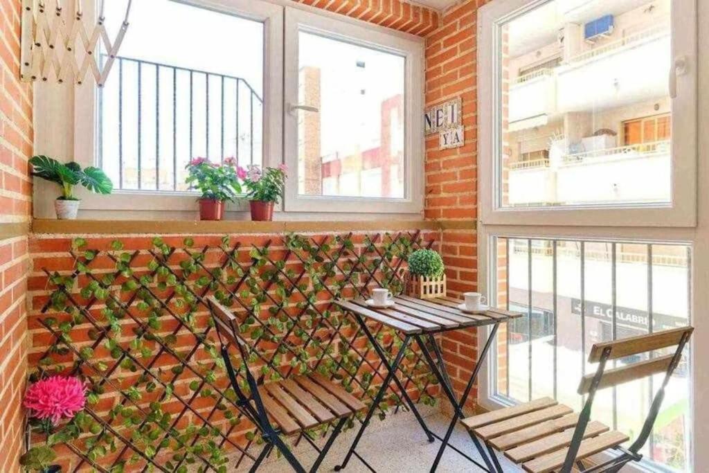 Flamenco Chill Apartment Torrevieja Exteriér fotografie