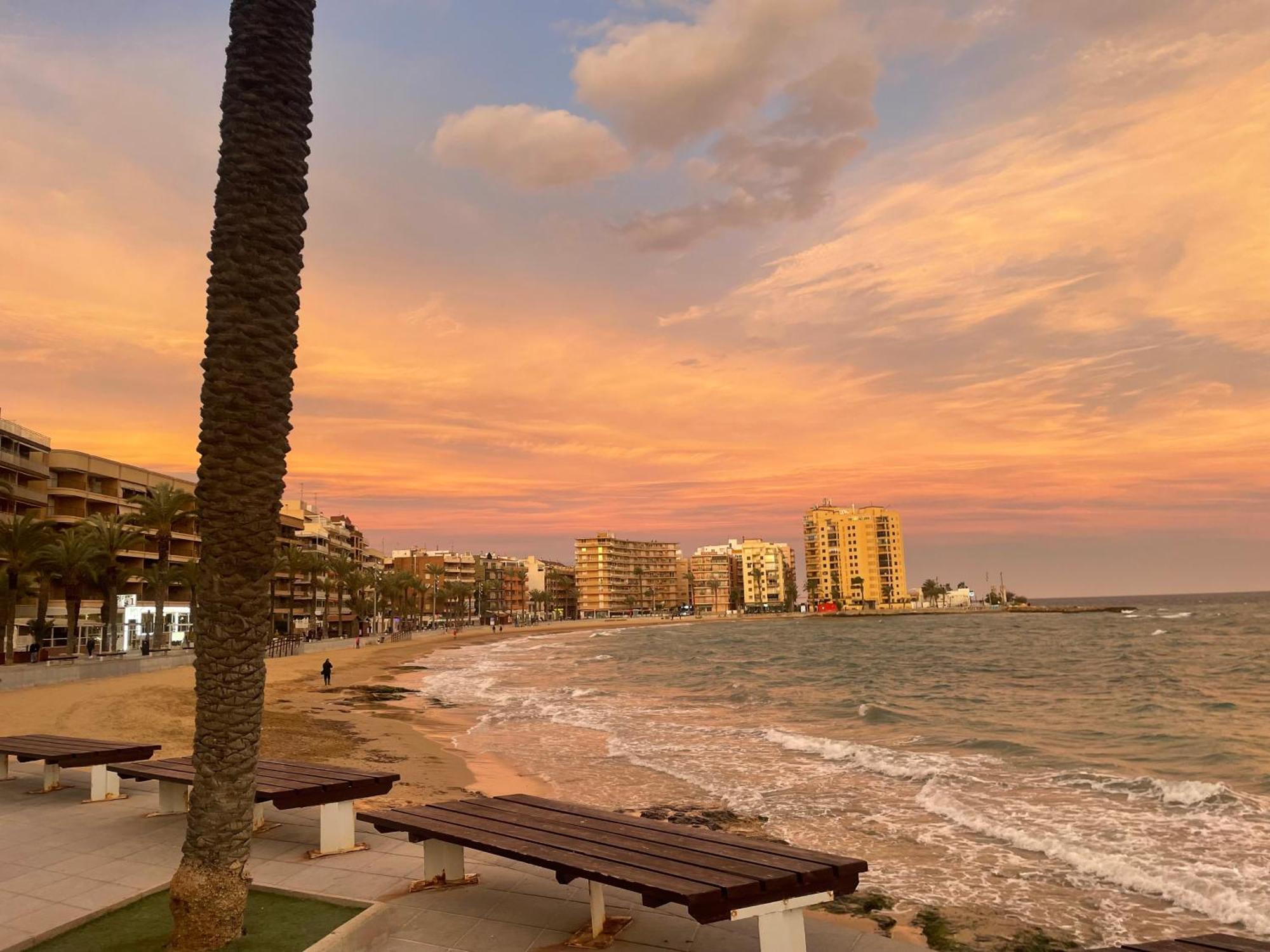 Flamenco Chill Apartment Torrevieja Exteriér fotografie